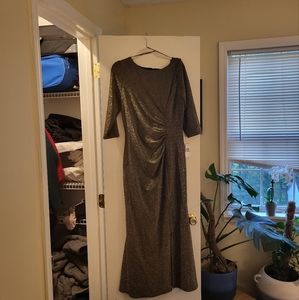 SLNY (Nordstrom) black and gold metallic evening gown